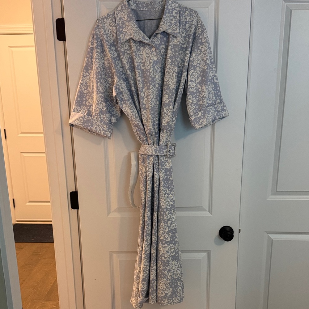 Elegant Blue and White Midi Dress